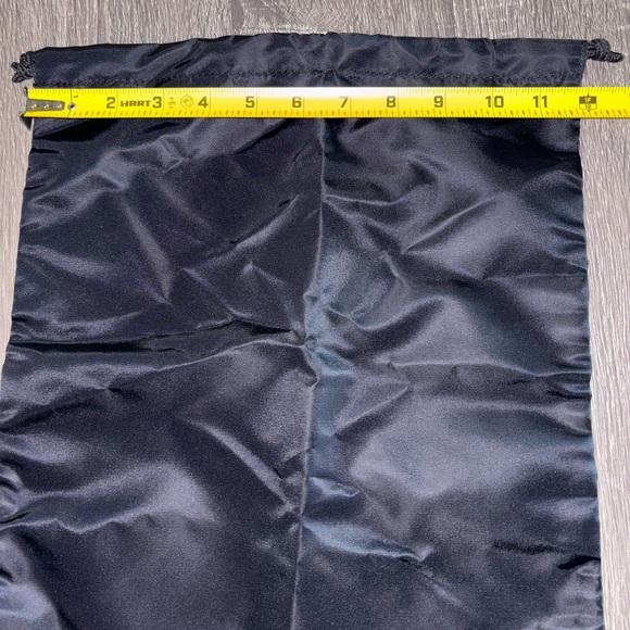 Lululemon Drawstring Shoe Bag - Picture 7 of 8